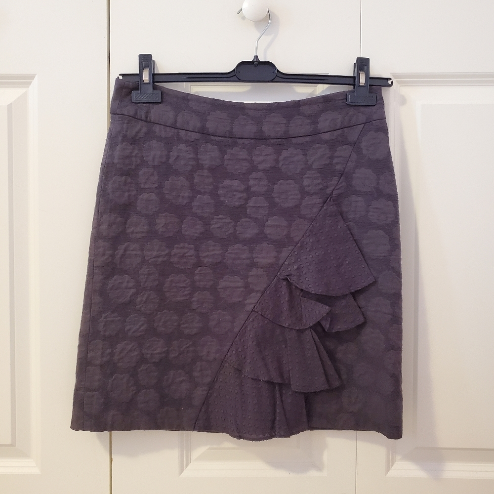 Anthropologie Midi Skirt with Ruffle Size 6